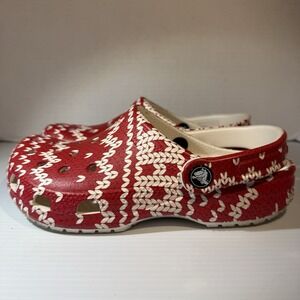 Crocs Adult Classic Holiday Christmas Sweater Clogs Red Women's Size 6 Men 4 EUC